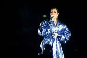 Jadi solois wanita pertama yang konser tunggal di GBK, Raisa sukses pukau penonton