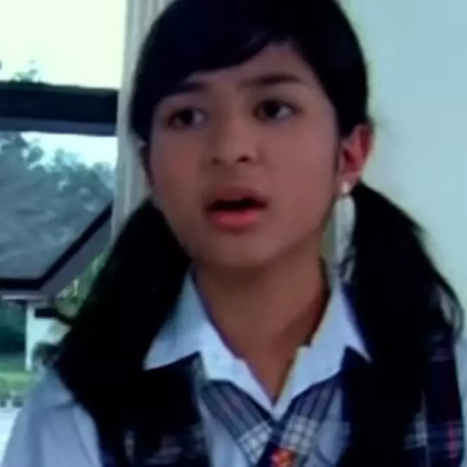 Pemeran Tasya di sinetron Kepompong kini badannya disebut terlalu kurus, ini 11 transformasinya