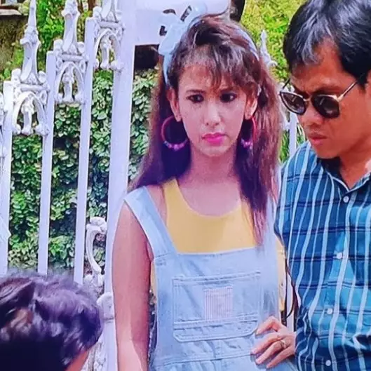 Pacar Kasino di film Bagi-Bagi Dong dipersunting pria bule, ini 11 potret romantisnya bareng suami