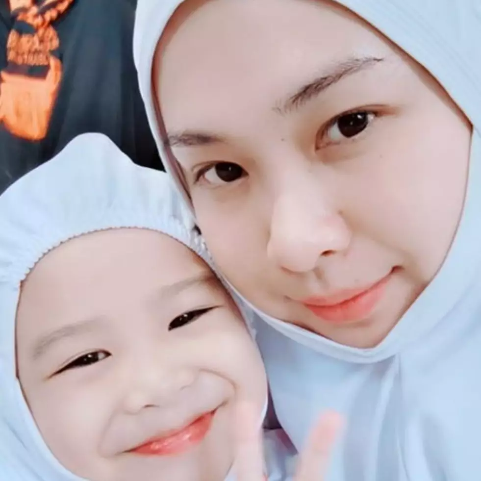 Kisah haru bocah 4 tahun meninggal saat umrah, dikebumikan di dekat makam Nabi Muhammad