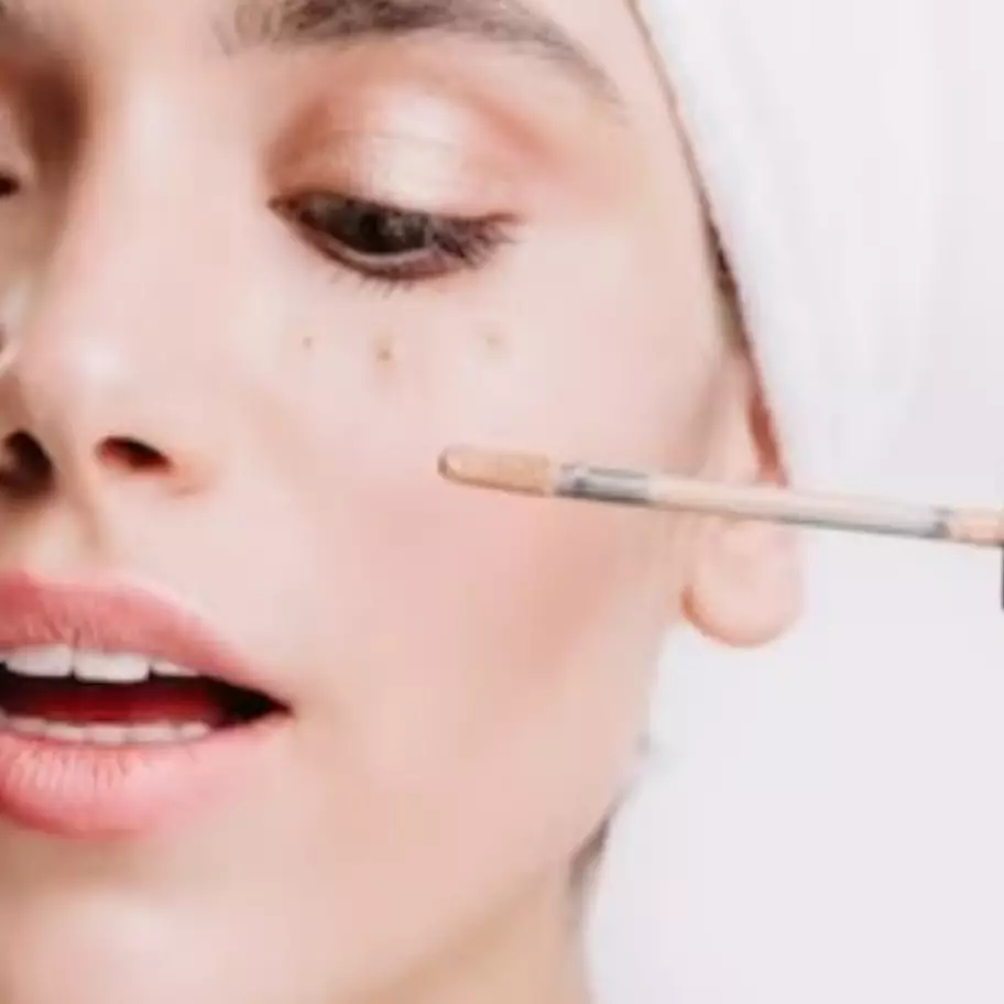 9 Trik makeup cepat dan mudah dalam 5 menit ini cuma butuh 1 alat makeup