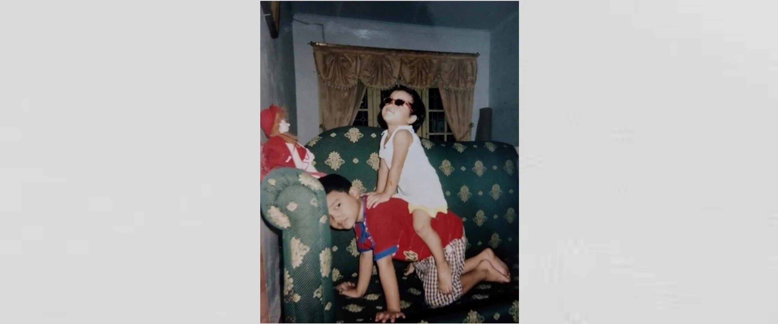 Bocah lucu pakai kacamata ini sukses jadi selebgram top, intip 11 potret terbarunya makin menawan