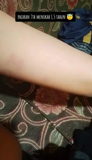 Pacaran 7 tahun lalu cerai setelah 1,5 tahun menikah Berbagai sumber Pacaran 7 tahun lalu cerai setelah 1,5 tahun menikah Berbagai sumber