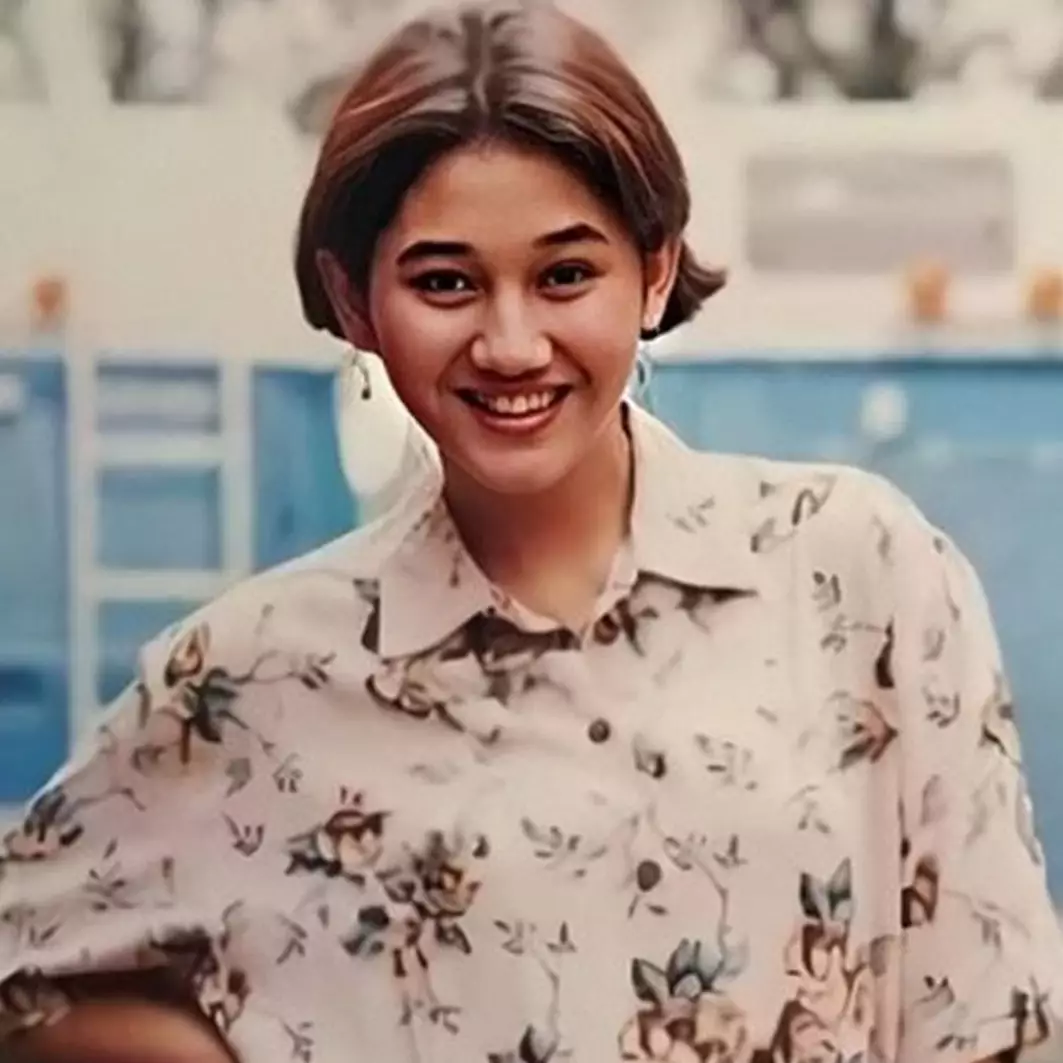 7 Potret nostalgia Krisdayanti adu akting dengan Nike Ardilla di 'None', wajahnya mirip Marion Jola