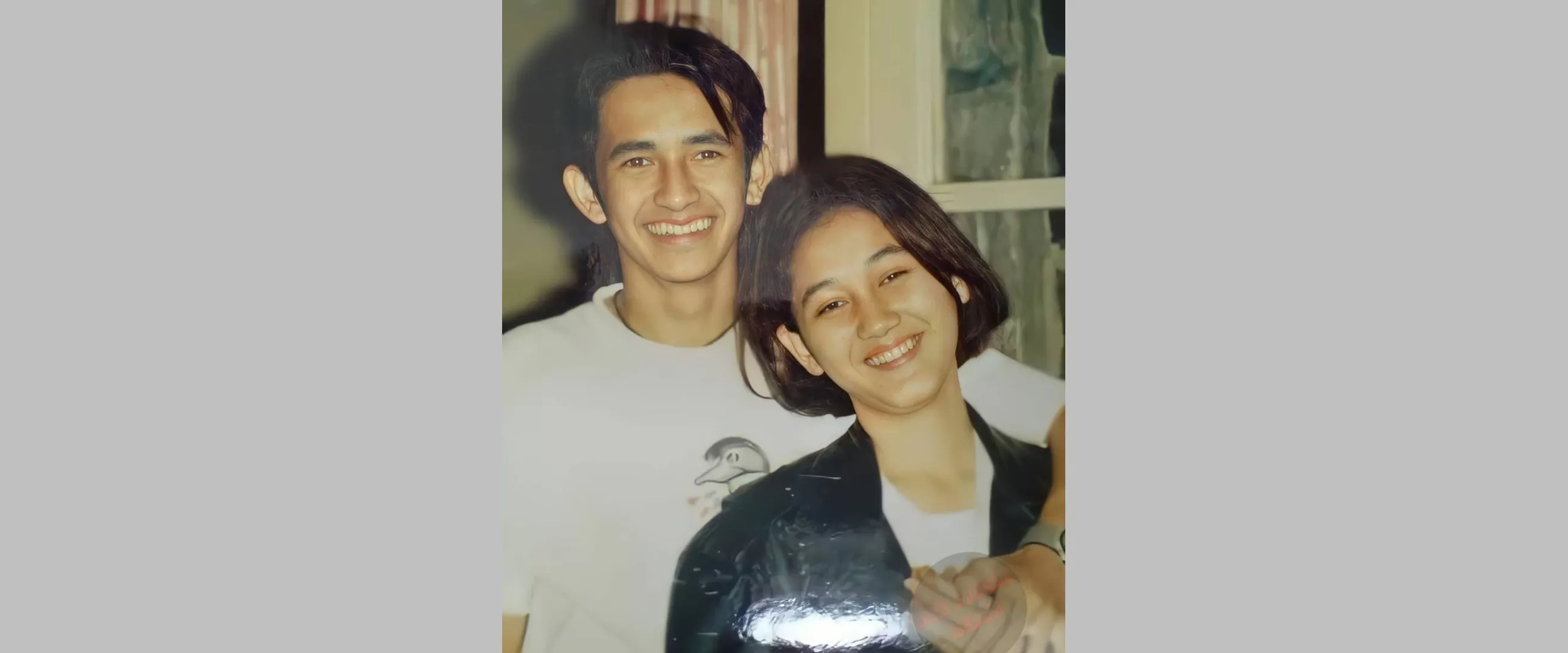 Pembalap eks kekasih Nike Ardilla ini jadi hot dad, ini 11 potret terbarunya yang masih kece bak ABG