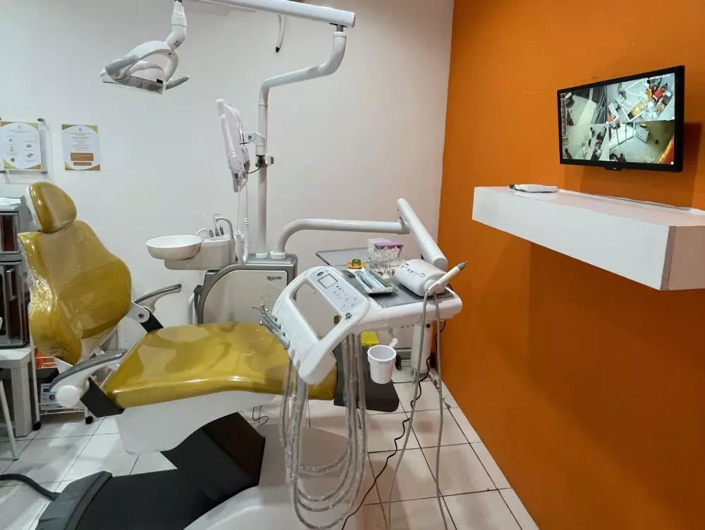 Orange Dental © 2023 brilio.net