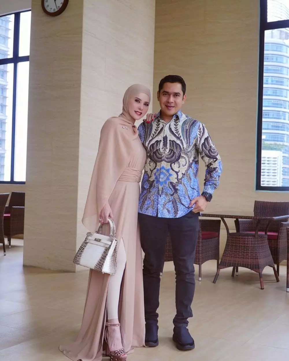 angel lelga pamer foto mesra dengan suami © instagram angel lelga pamer foto mesra dengan suami © instagram