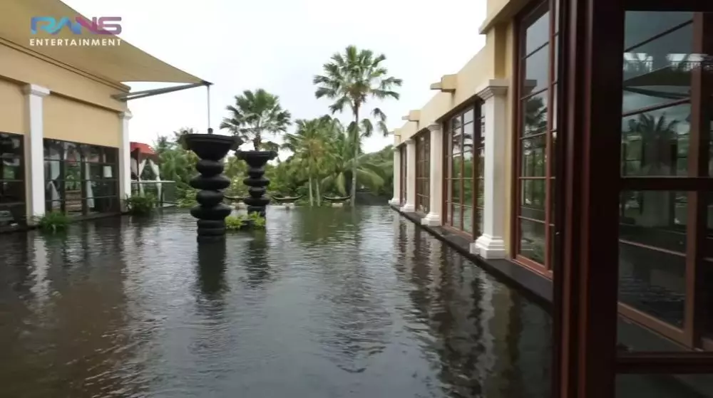 potret hotel disewa raffi ahmad © YouTube