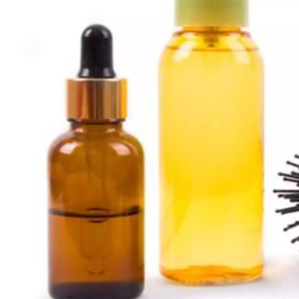 Bikin rambut sehat, ini 7 manfaat castor oil yang wajib kamu tahu