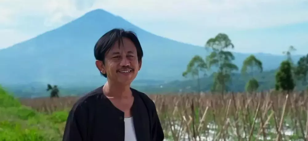 perjalanan karier Kang Mus © berbagai sumber perjalanan karier Kang Mus © berbagai sumber