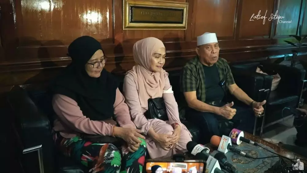 latief sitepu kenang kebaikan nani wijaya © YouTube