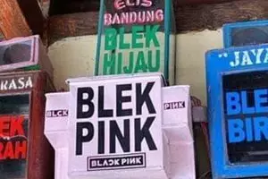 11 Tulisan kocak di toples ini bikin yang mau makan jadi ragu, kok bisa?