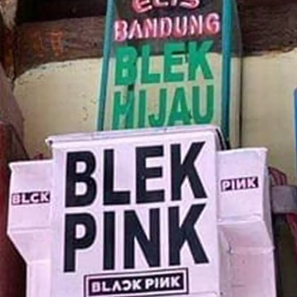 11 Tulisan kocak di toples ini bikin yang mau makan jadi ragu, kok bisa?