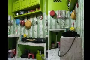 Dari kusam jadi minimalis modern, intip 9 transformasi dapur bergaya serba putih ini impian mama muda