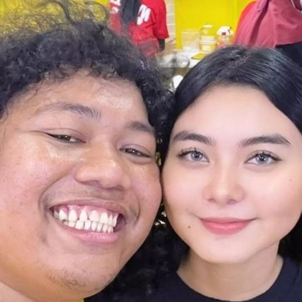 7 Perjalanan cinta Marshel Widianto, diam-diam menikah hingga umumkan punya anak