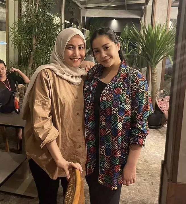 kebersamaan Nagita Slavina dan Mimi Bayuh © 2023 brilio.net