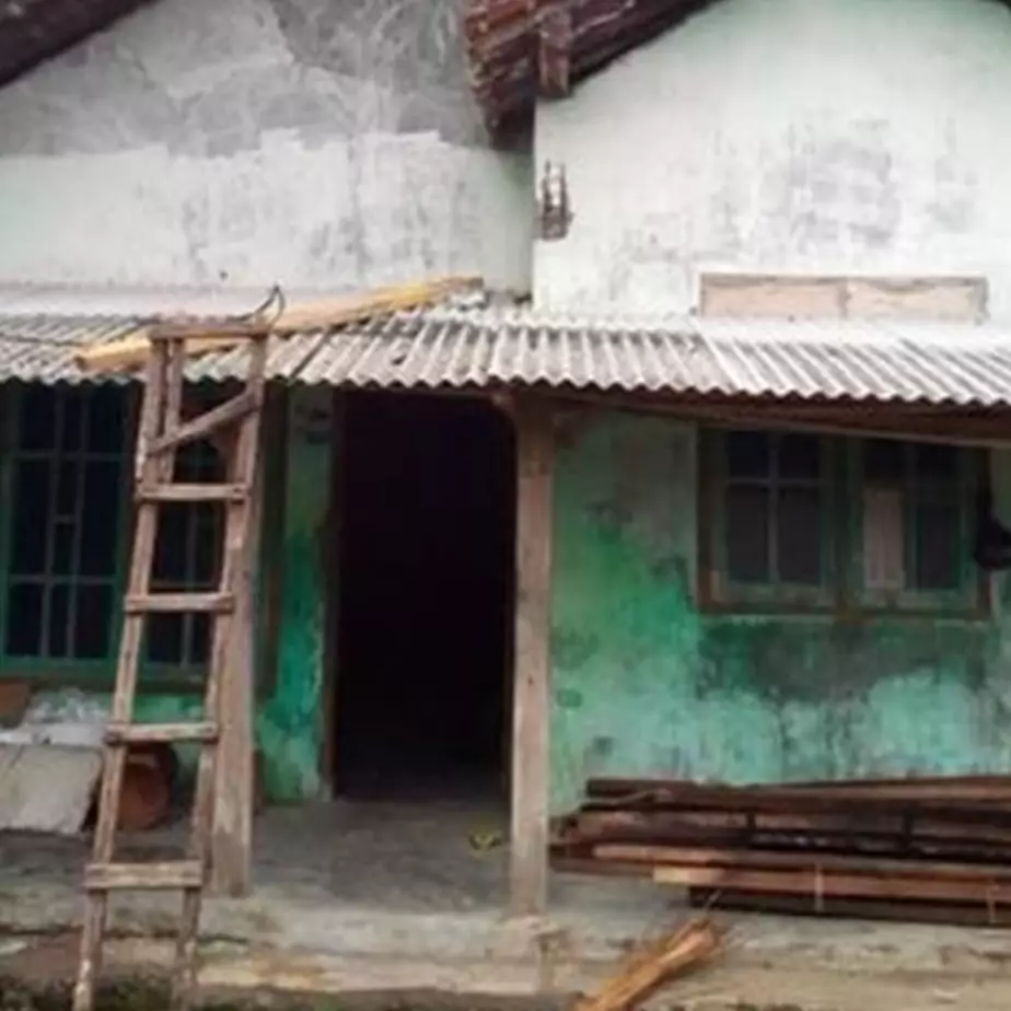 Transformasi rumah usai renovasi bujet di bawah Rp 100 juta, hunian kampung jadi modern minimalis