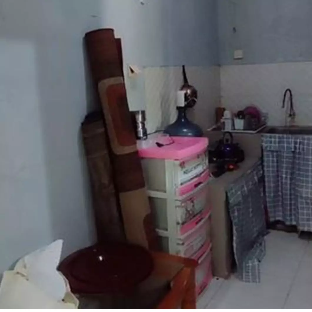 Dapur mungil ini berubah drastis penampakannya usai dimakeover, dari kusam jadi glowup