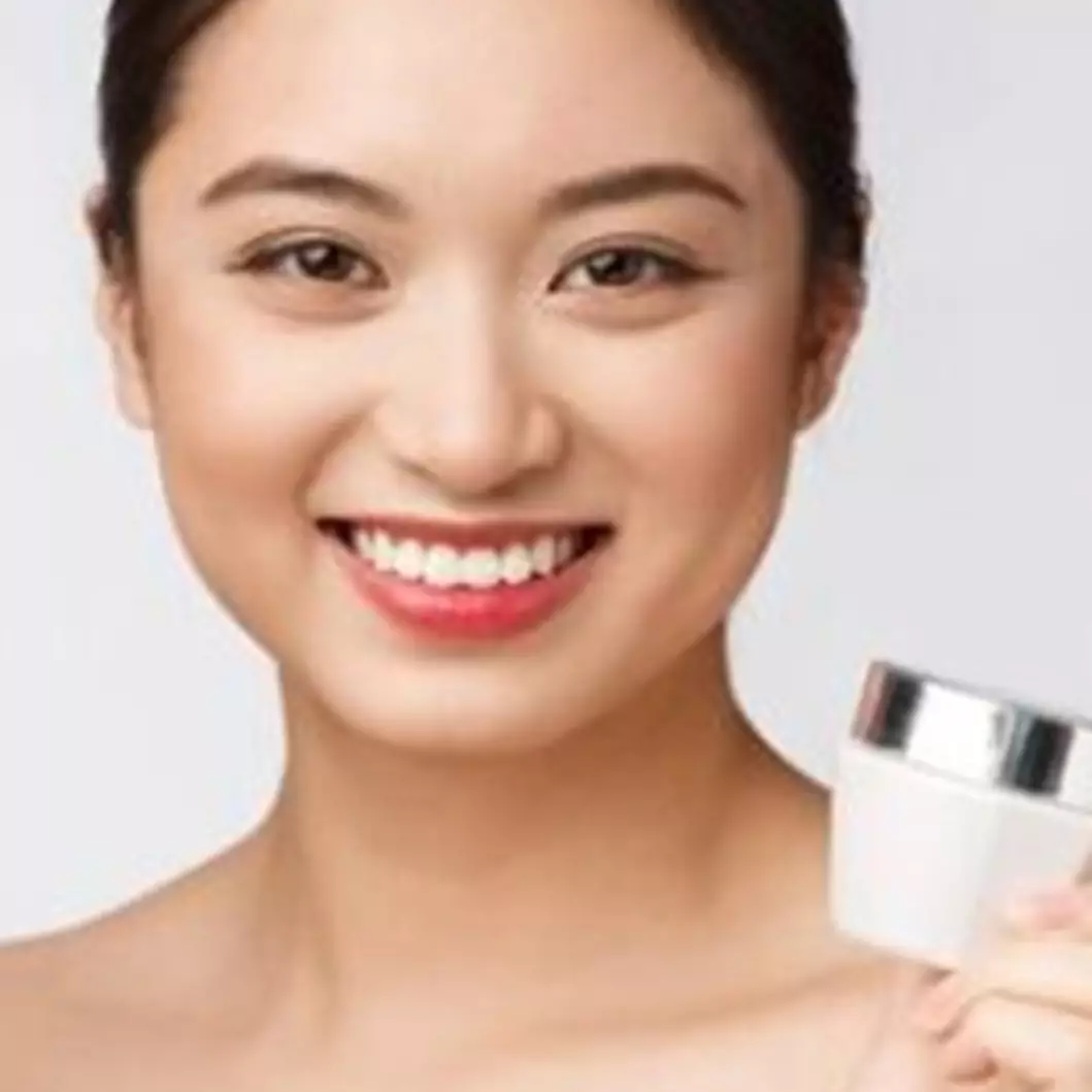 9 Rekomendasi skincare Safi White Expert harga mulai Rp30 ribuan, bantu cerahkan wajah