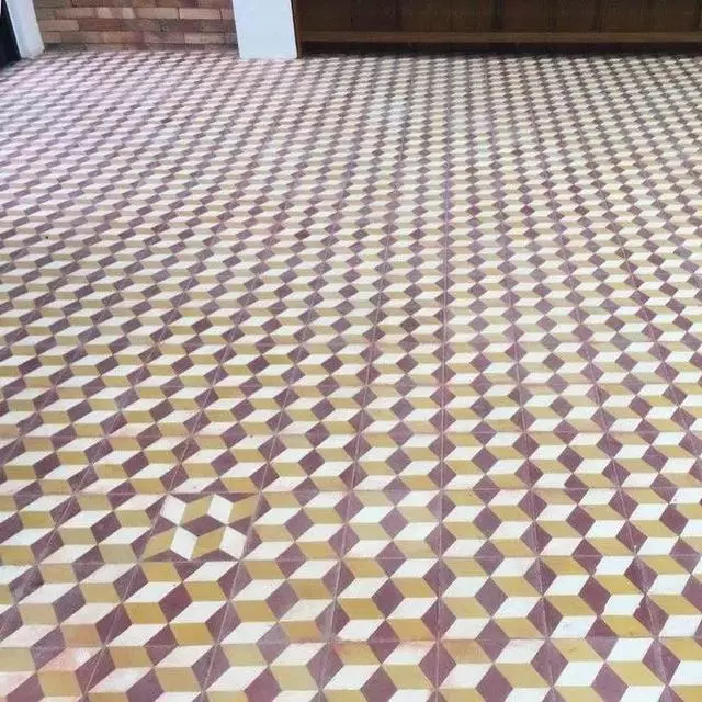 gagal pasang keramik © berbagai sumber