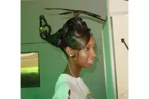 Menipu mata, 11 gaya rambut nyeleneh ini bikin yang lihat harus menoleh dua kali