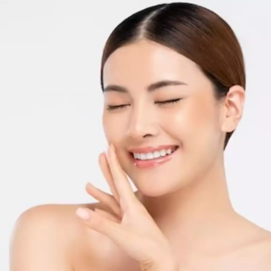 Trik menghaluskan wajah pakai masker eksfoliasi dari 1 jenis buah, lembut dan bebas iritasi