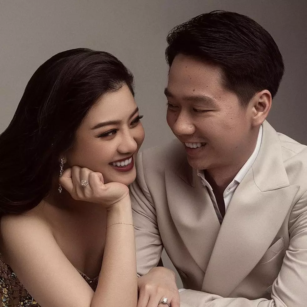 Digelar di Paris, intip 11 momen pemberkatan pernikahan Kevin Sanjaya dan Valencia Tanoesoedibjo