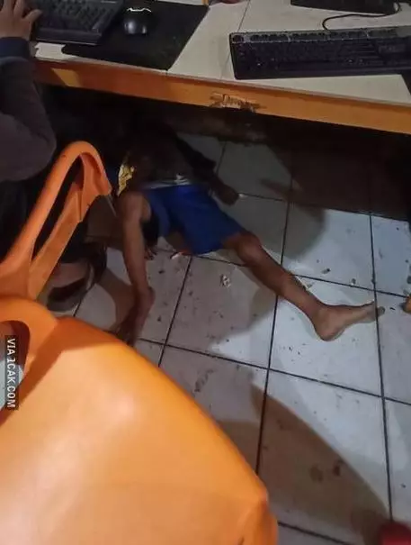 orang lemas puasa sampai ketiduran Berbagai sumber