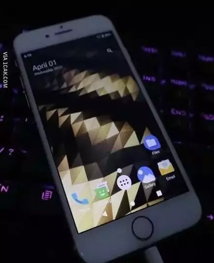 potret iPhone KW Berbagai sumber