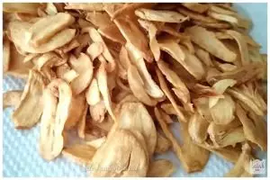 Trik jitu goreng bawang putih renyah agar tak pahit dan warnanya tetap cantik