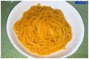 Trik merebus mi lidi agar tak boros gas kompor, auto lembut dalam 10 menit