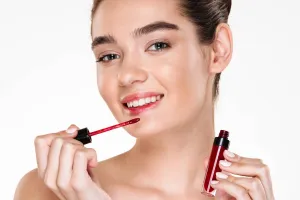 Bikin bibir sehat dan antipucat, ini 11 rekomendasi hybrid lip cream harga mulai Rp 30 ribuan