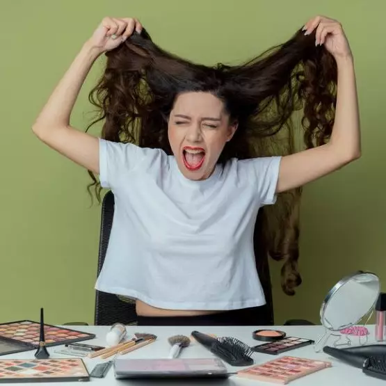 Tumbuh lebat dan berkilau, ini trik menumbuhkan rambut rontok hanya pakai 6 bahan dapur