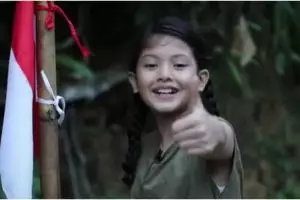 Pemeran Ainun kecil ini kian menawan dengan gayanya yang stylish, intip 11 potret terbarunya