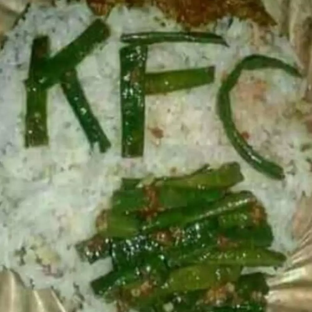 11 Tulisan di makanan ini bukti orang gabut aneh-aneh tingkahnya