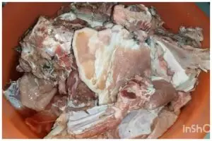 Cara menyimpan daging agar tidak bau busuk atau amis, hanya pakai dua bahan dapur
