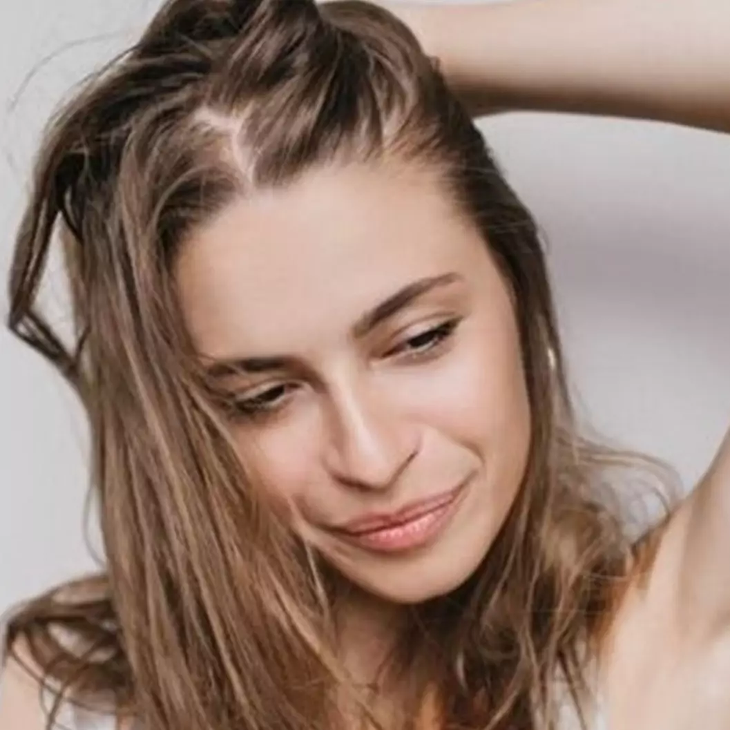 Cegah frizzy hair, ini 9 kelebihan habbatussauda untuk kesehatan rambut