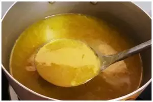 Trik jitu mengolah kuah kuning bubur ayam agar tetap gurih dan kental tanpa pakai santan atau maizena