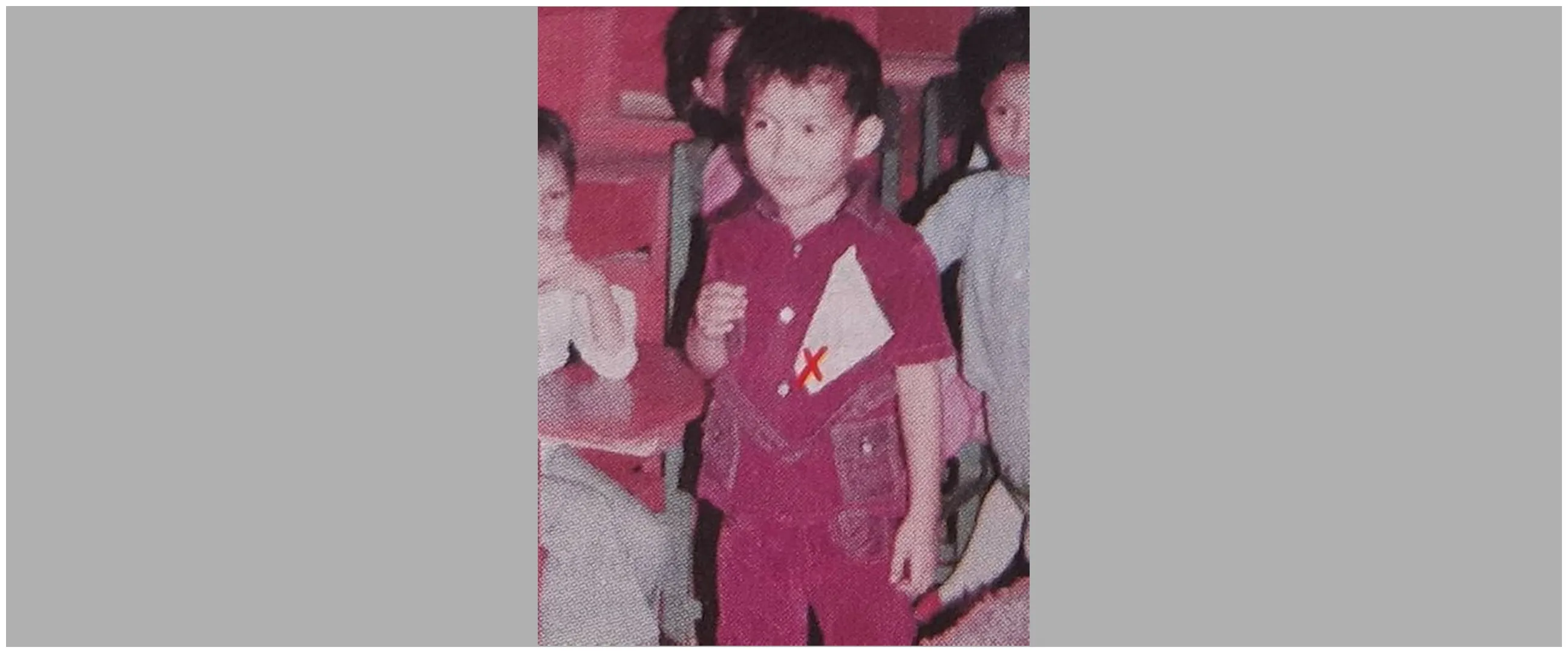 Bocah lugu ini pernah kerja kantoran sebelum jadi musisi, intip 11 potret terkininya yang manglingi