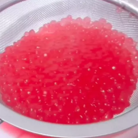 Trik merebus sagu mutiara agar hasilnya bening, mengembang sempurna, dan tidak lengket