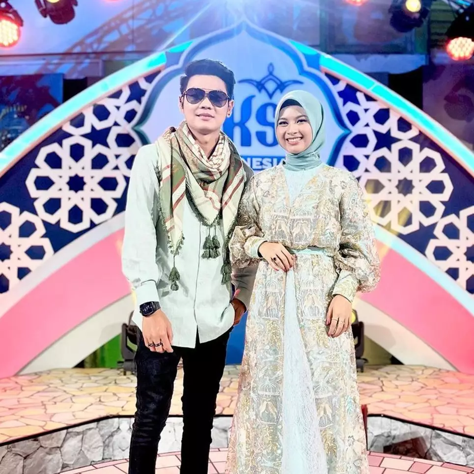 Dikabarkan akan segera menikah, intip 11 potret kemesraan Tri Suaka dan Nabila Maharani