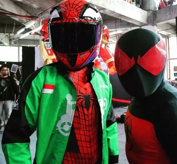 driver ojol cosplay super hero Berbagai sumber driver ojol cosplay super hero Berbagai sumber