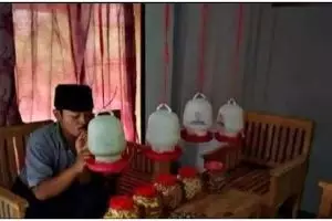 11 Penampakan kocak ruang tamu saat Lebaran ini bikin mikir dua kali ingin mampir