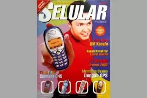 Model iklan ponsel jadul kini aktif jadi presenter, ini 11 potret terbarunya yang awet muda