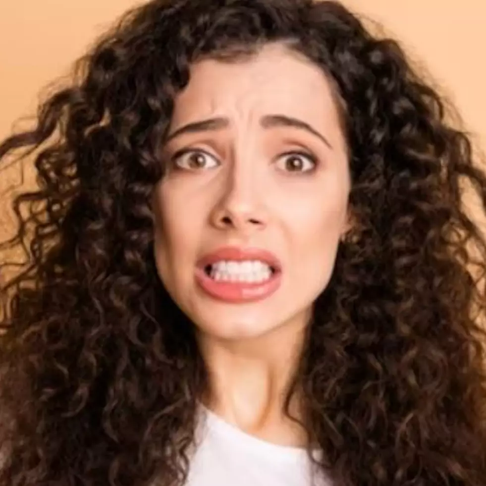 Cuma butuh 1 jenis buah, ini trik atasi rambut keriting yang kering agar lebih lembut dan mudah diatur