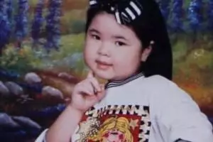 Bocah tembem di iklan wafer ini pilih jadi anggota DPR, intip 9 gayannya saat ke kantor