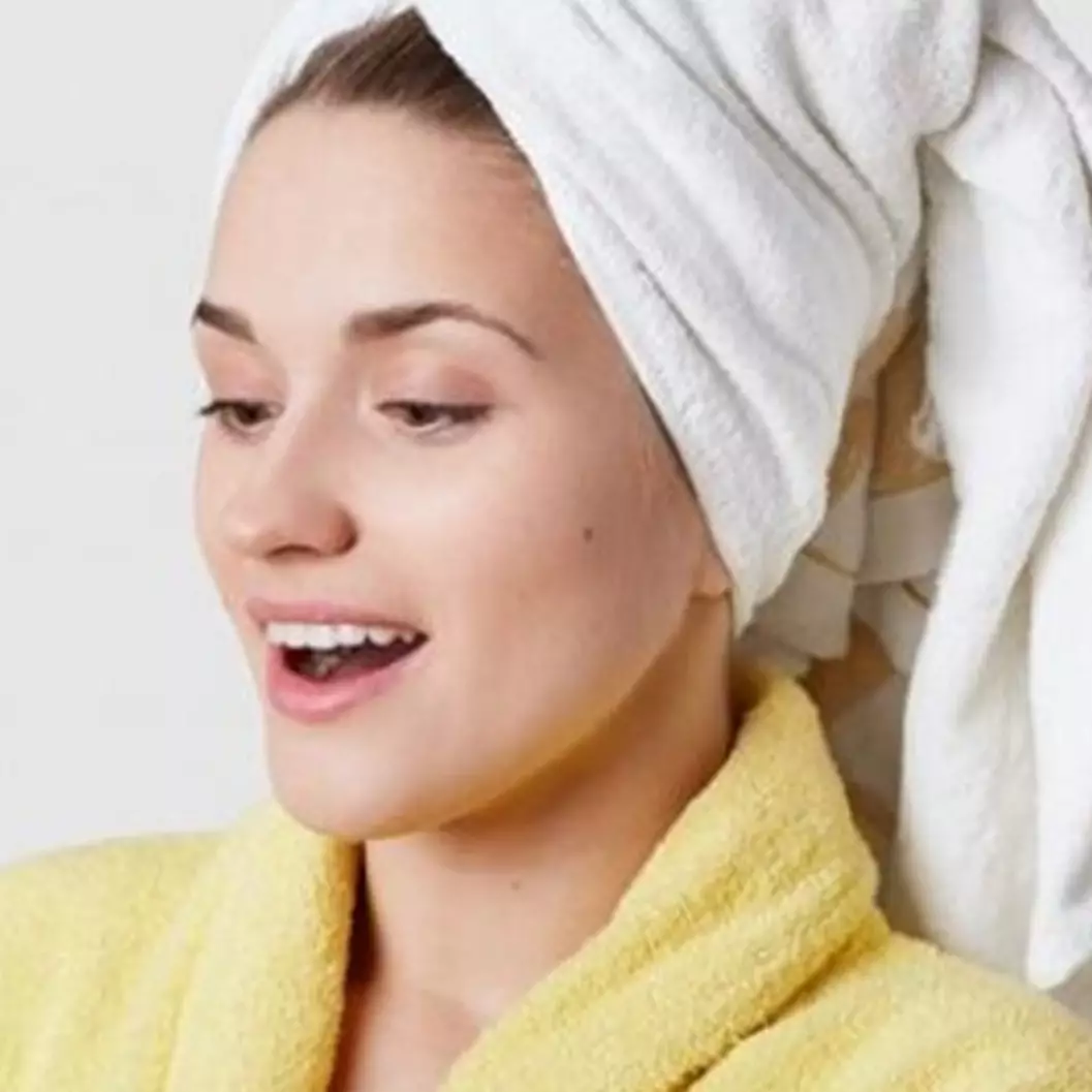 Hempaskan jerawat di wajah, ini 7 manfaat krim Scarlett Whitening Acne Day &amp; Night Cream