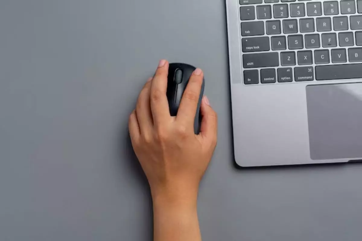 4 Aplikasi ini bisa mengubah smartphone kamu jadi mouse nirkabel