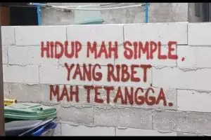 Bikin auto jleb, 11 tulisan di dinding rumah ini relate banget sama kehidupan