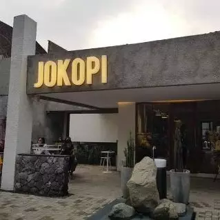 11 Momen lucu di warung kopi ini bikin geleng kepala, ada-ada saja